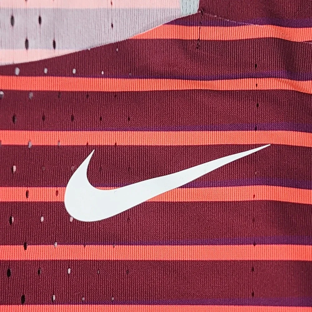 Nike DriFit ADV Aeroswift Slim Fit Running Singlet Womens‎ Medium Beetroot Red